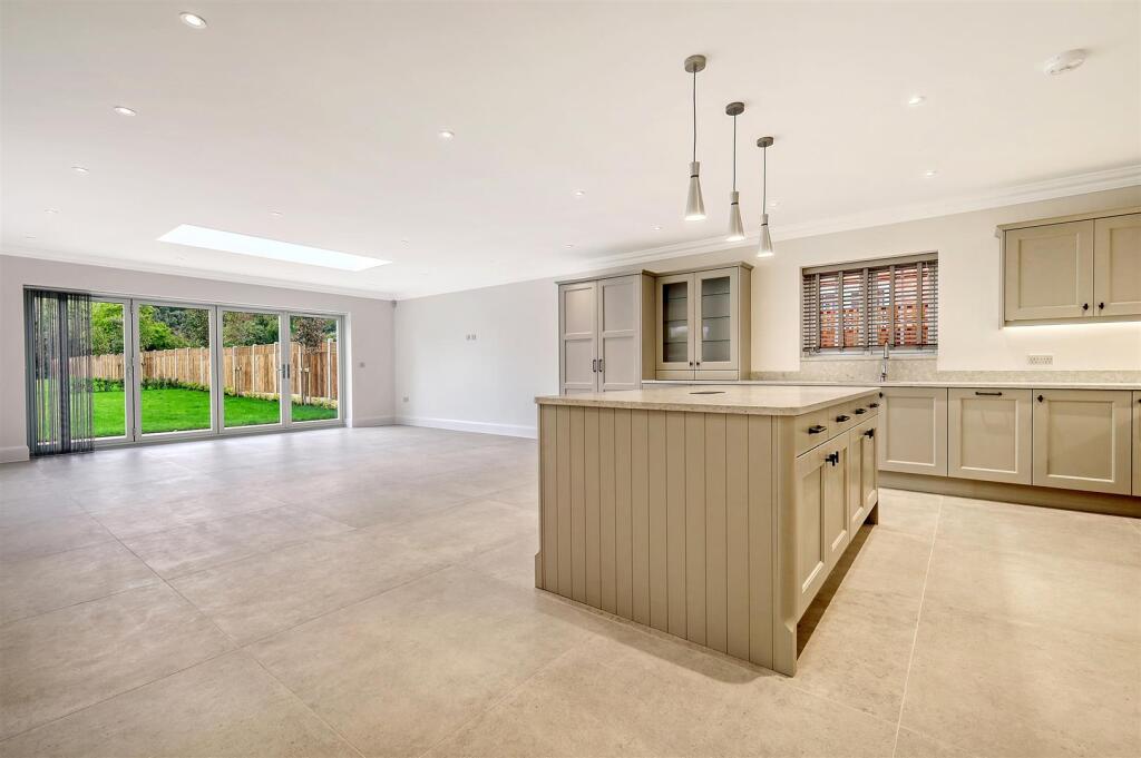 Additional image 9 of Kingsley Road, Hutton, Brentwood