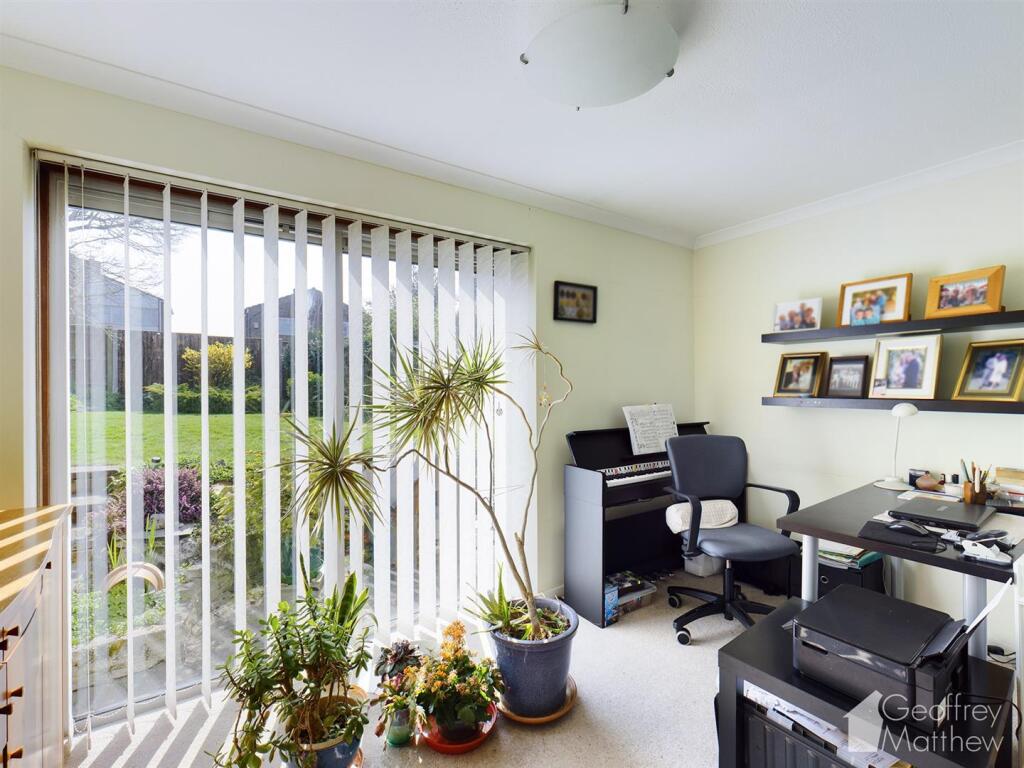 Additional image 6 of Copse Hill, Harlow