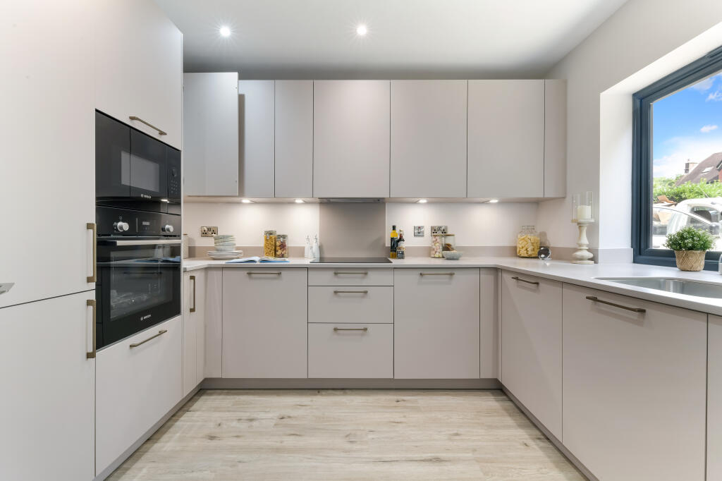 Additional image 11 of Harestone Gardens, Caterham, CR3