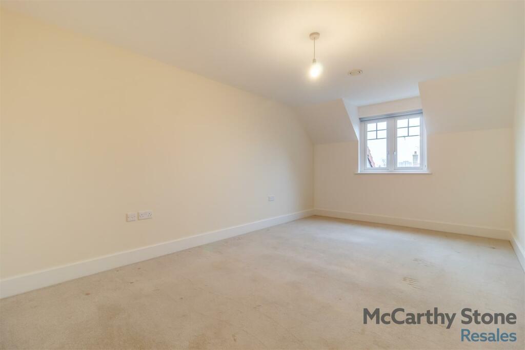 Additional image 15 of Hadleigh Road, Frinton-On-Sea