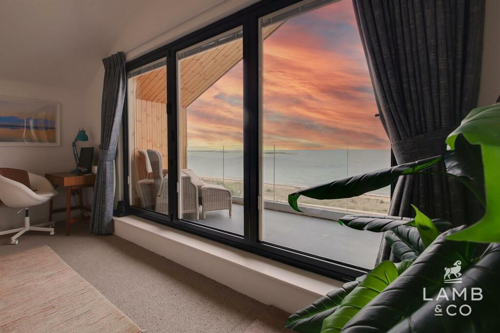 Additional image 27 of Eastern Promenade, Point Clear Bay