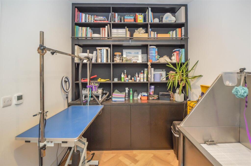 Additional image 11 of St. Nicholas Grove, Ingrave, Brentwood