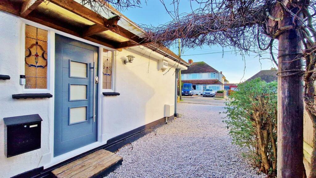 Additional image 25 of Beatrice Road, Walton On The Naze