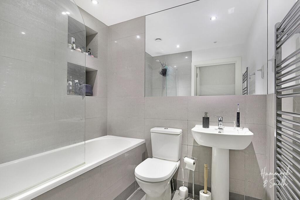 Additional image 11 of Hemnall Street, Epping, CM16