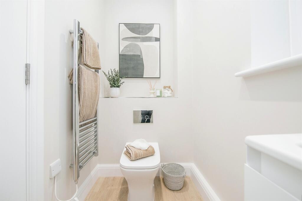 Additional image 12 of Martello Drive, Kirby Road, Walton On The Naze