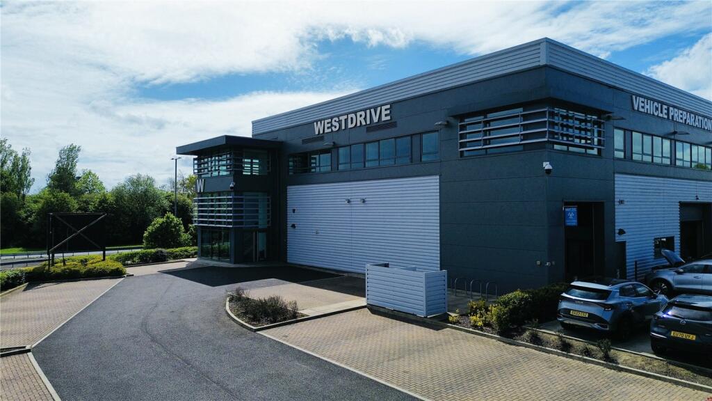 Additional image 13 of Avenue West, Skyline 120 Business Park, Braintree, CM77