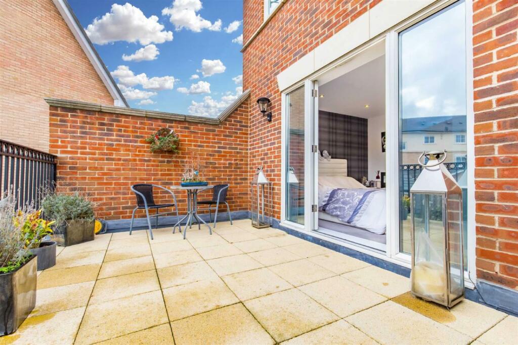 Additional image 10 of Mowbray Close, Epping