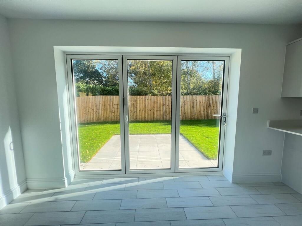 Additional image 4 of Woodland Walk, Thorpe Road, Kirby Cross, Frinton-On-Sea, CO13