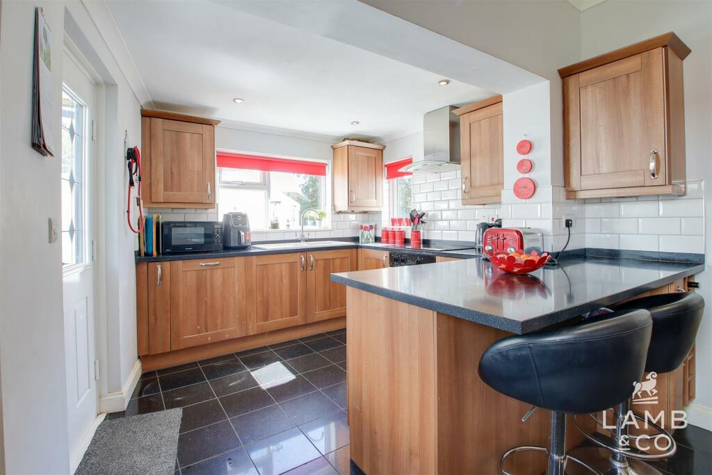 Additional image 4 of Thorpe Road, Clacton-On-Sea