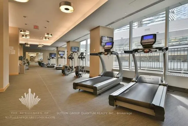 Additional image 17 of 65 Bremner Blvd Unit 2502