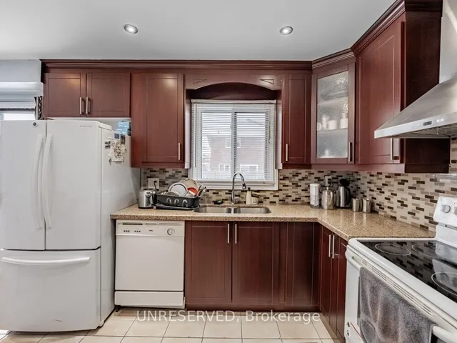 Additional image 12 of 76 Blackmere Circ