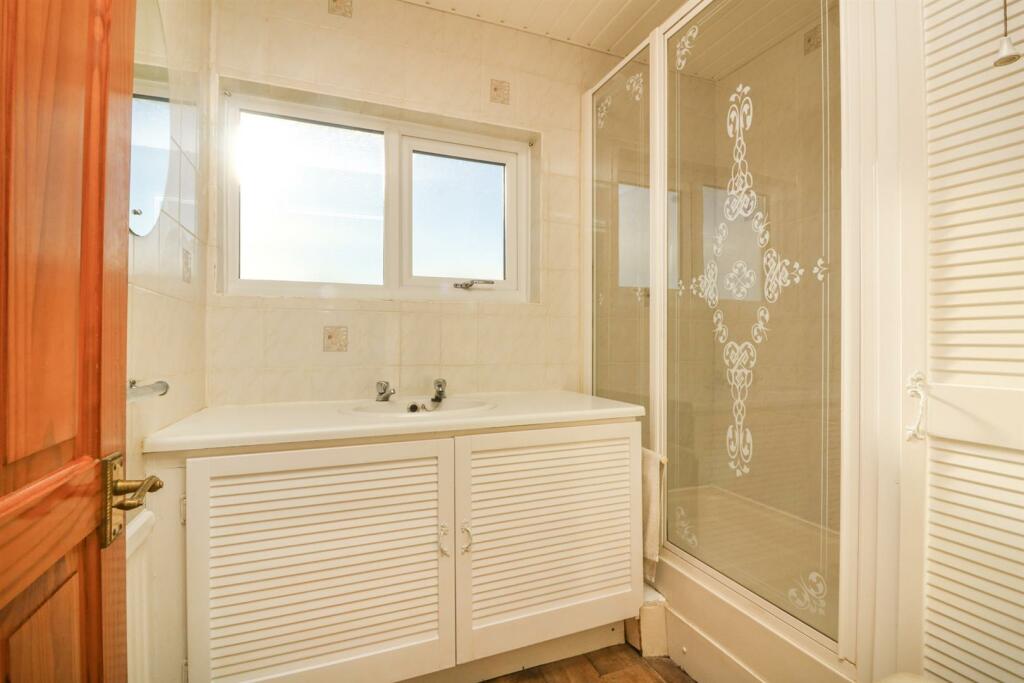 Additional image 12 of New Moor Crescent, Southminster