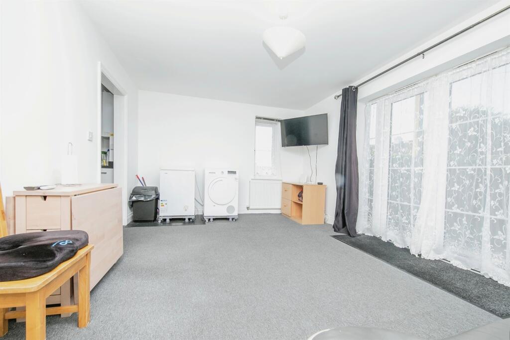 Additional image 6 of York Road, Holland-On-Sea, Clacton-On-Sea