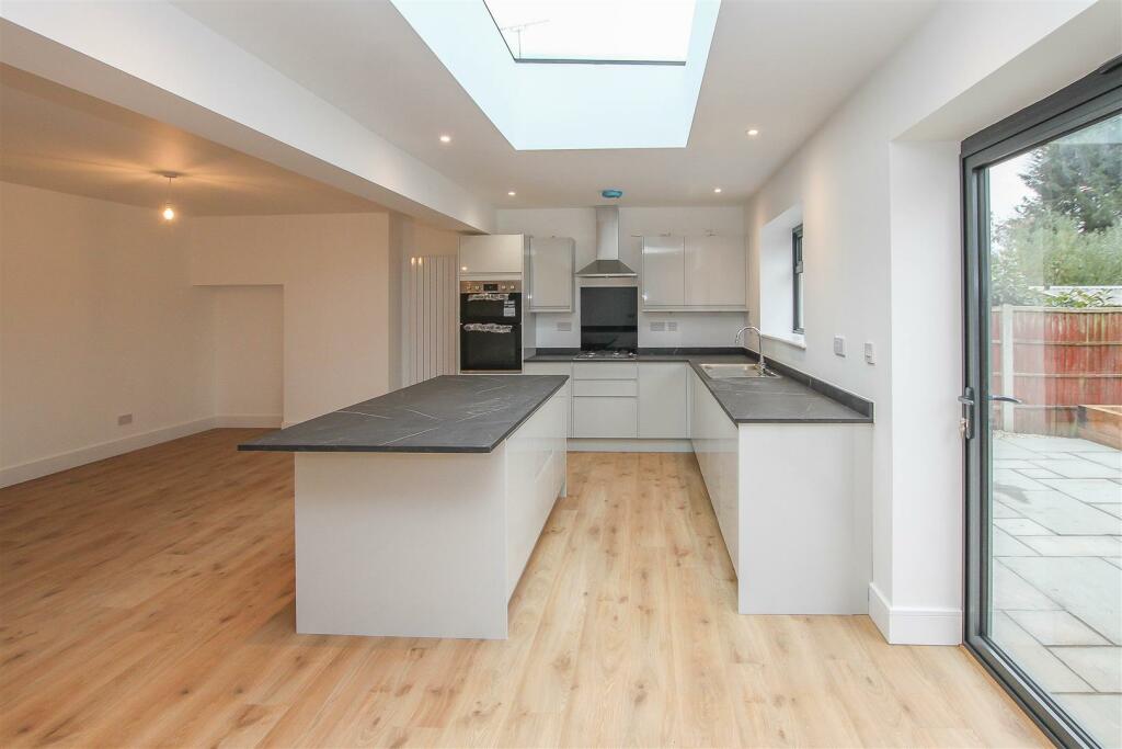Additional image 7 of Stocks Lane, Kelvedon Hatch, Brentwood