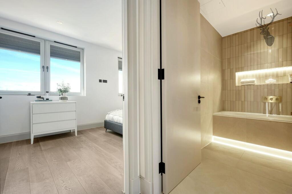 Additional image 12 of The Bramlings, Epping