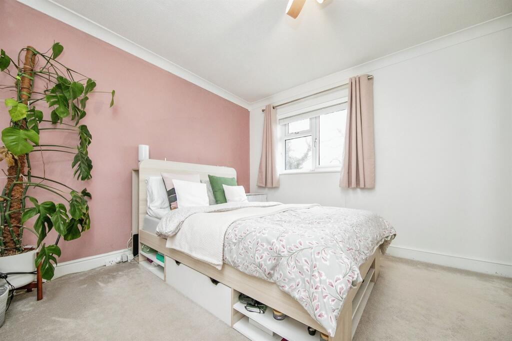 Additional image 8 of California Close, Colchester