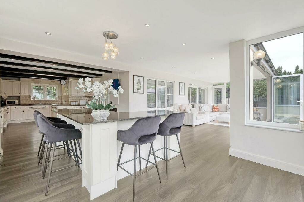 Additional image 3 of Loves Green, Highwood, Chelmsford