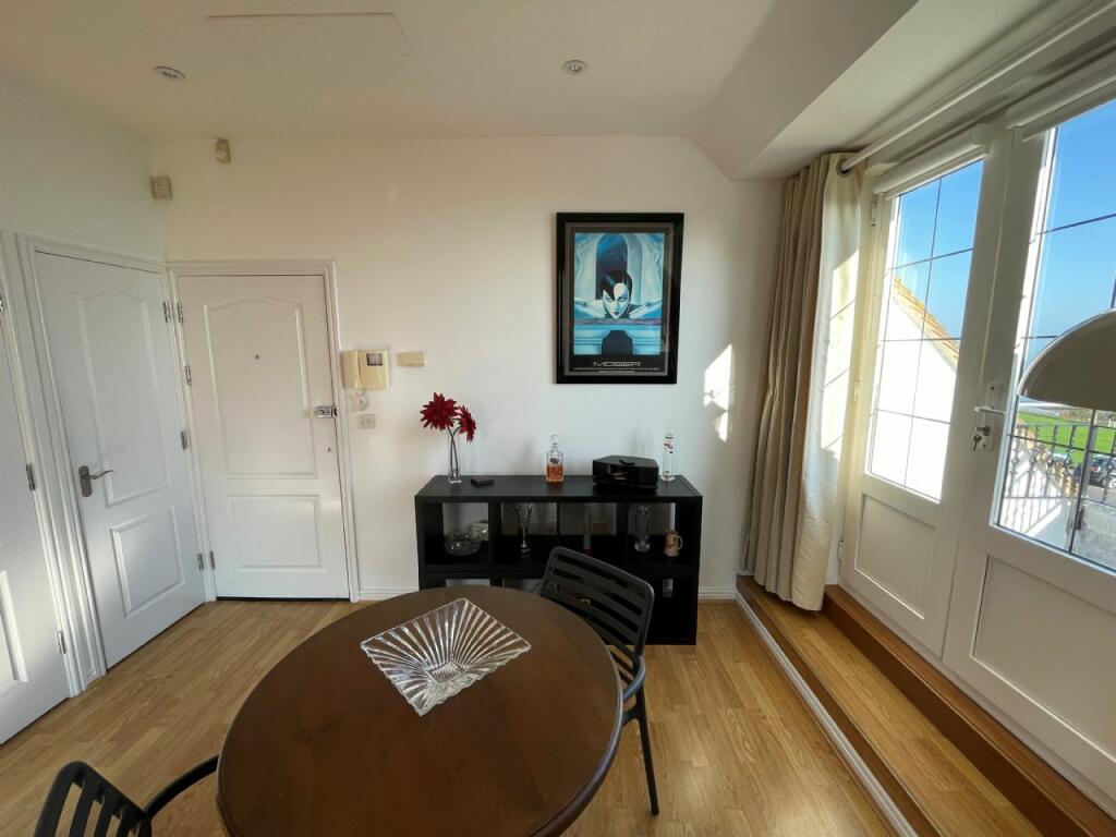 Additional image 4 of WINCHESTER ROAD, FRINTON-ON-SEA