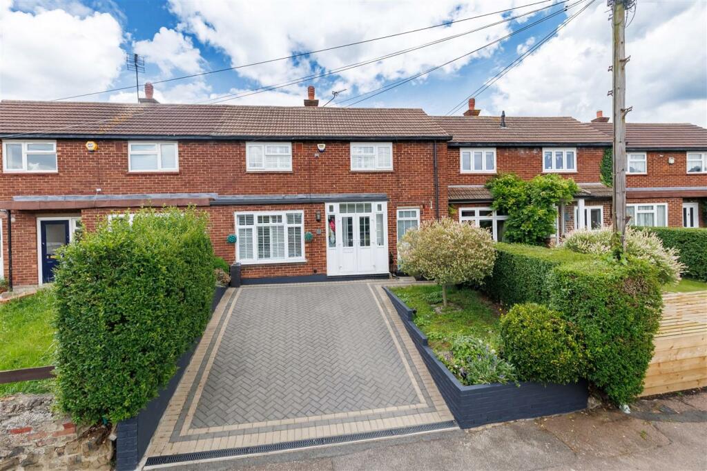 Additional image 23 of Beaconfield Way, Epping
