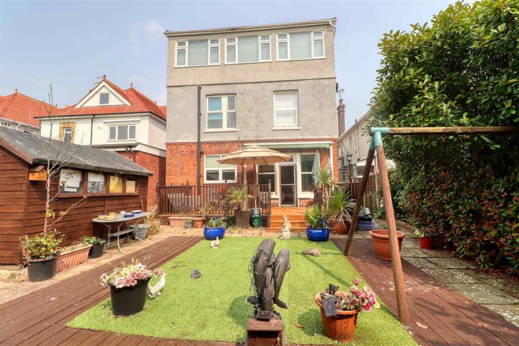 Additional image 4 of St Vincent Road, Clacton On Sea, Clacton on Sea