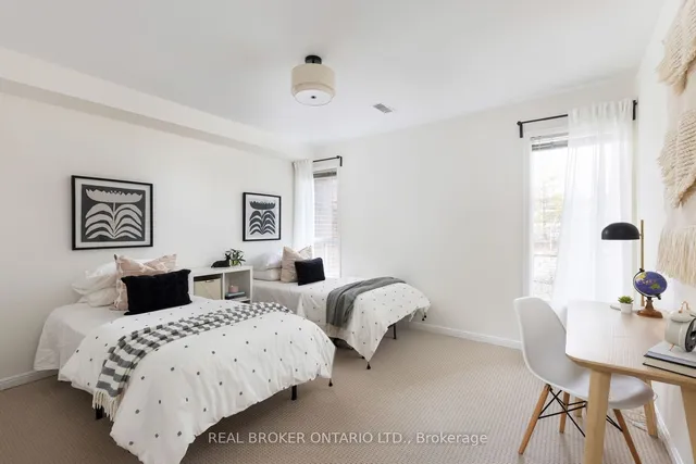 Additional image 13 of 134 Dupont St