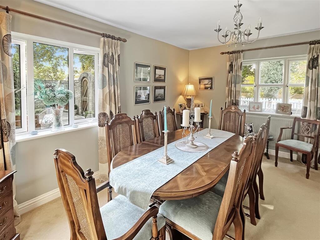Additional image 4 of Fairhaven Avenue, West Mersea,