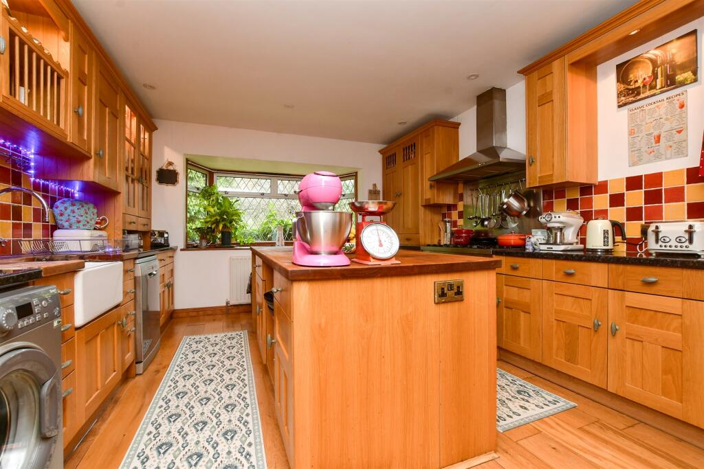 Additional image 2 of Mitchley Avenue, South Croydon, Surrey