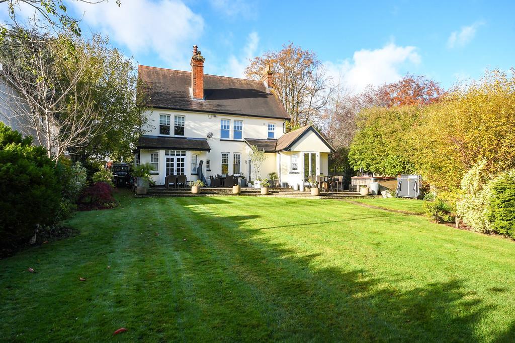 Additional image 35 of Hillwood Grove, Hutton Mount, Brentwood