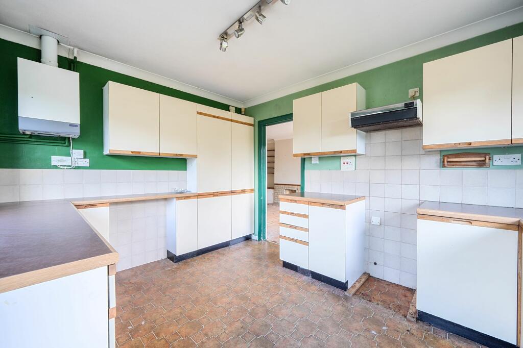 Additional image 3 of Tupwood Lane, Caterham, CR3