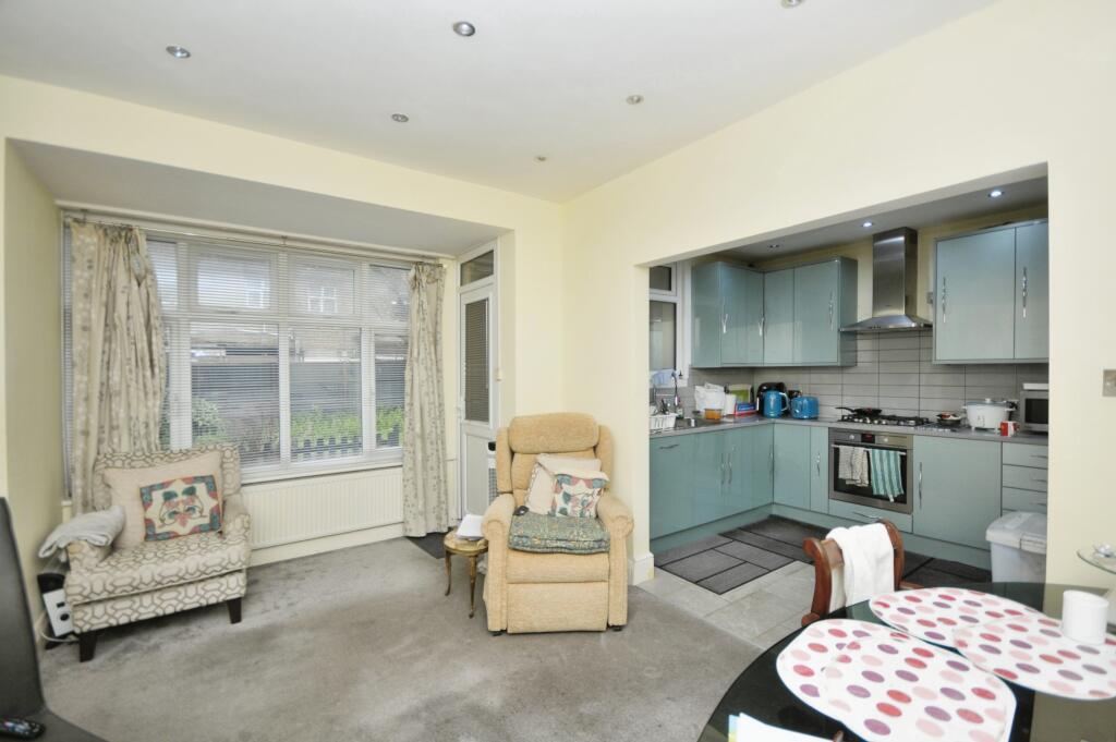 Additional image 5 of Raymead Avenue, Thornton Heath, CR7