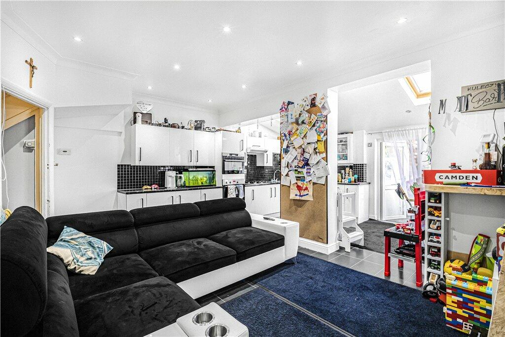 Additional image 3 of Pembroke Road, Mitcham, CR4