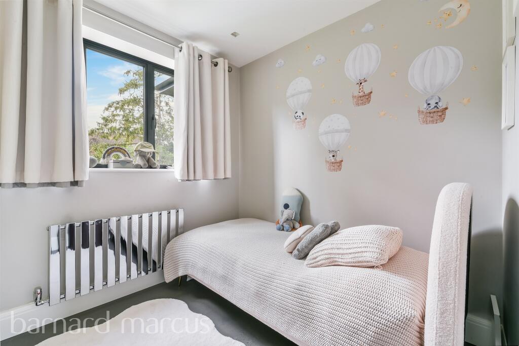 Additional image 14 of Elmfield Way, South Croydon