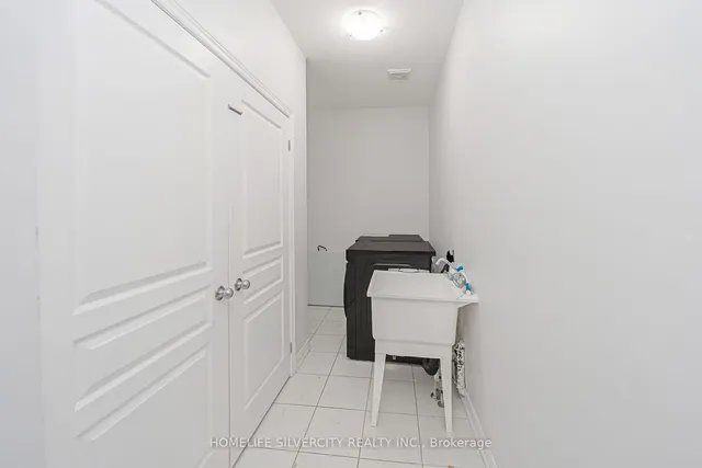 Additional image 17 of 373 Robert Parkinson Dr