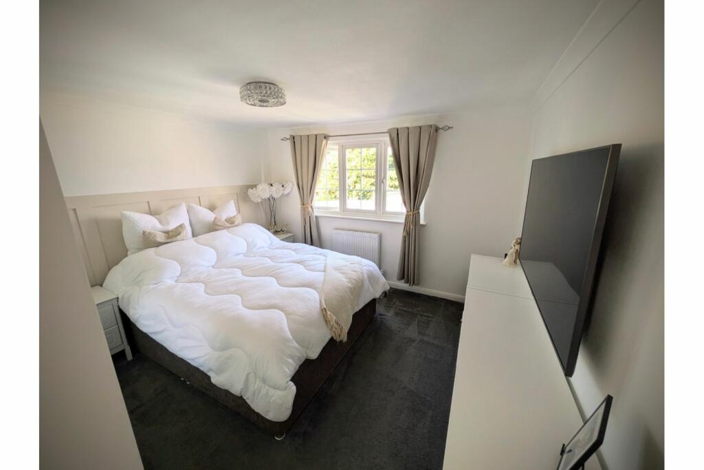 Additional image 23 of Lorraine Close, Billericay, CM11