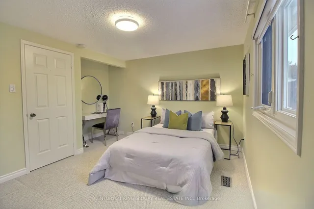 Additional image 23 of 26 Canmore Blvd