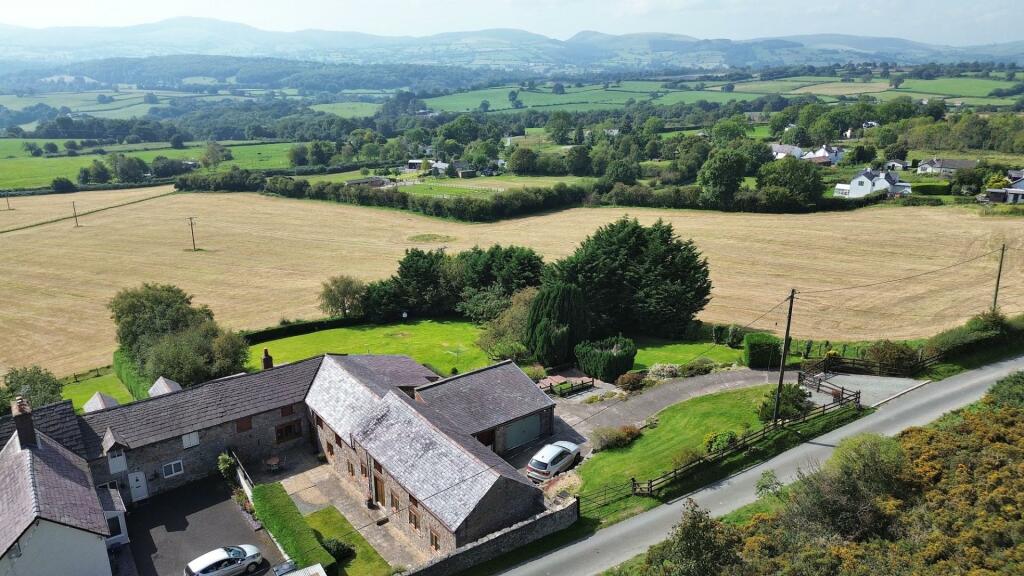 Additional image 5 of Rhosesmor, Mold