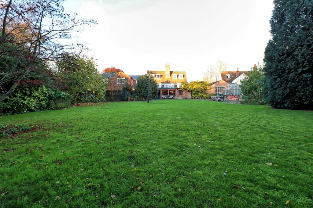 Additional image 46 of High Street, Thorpe-le-Soken, Clacton-on-sea, CO16 0DY