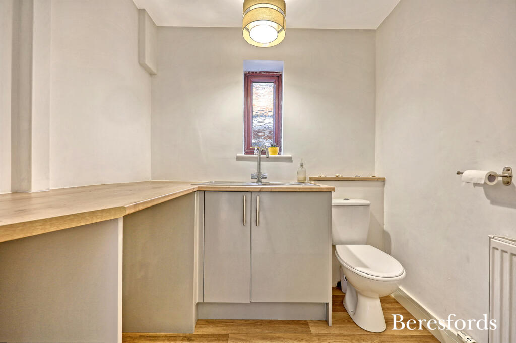 Additional image 8 of Ian Road, Billericay, CM12