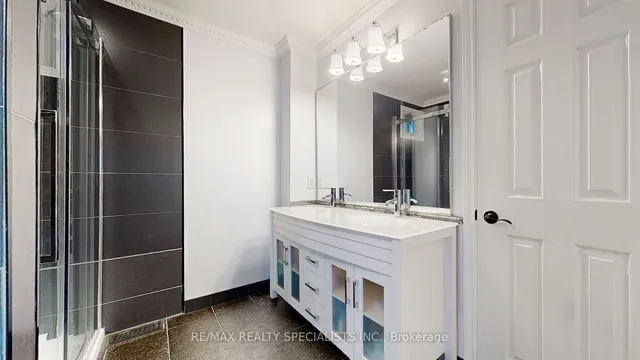 Additional image 30 of 94 Flamingo Cres