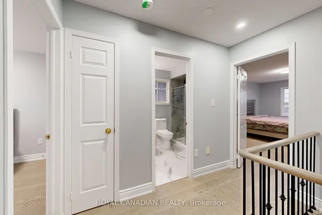 Additional image 19 of 11 Revelstoke Pl