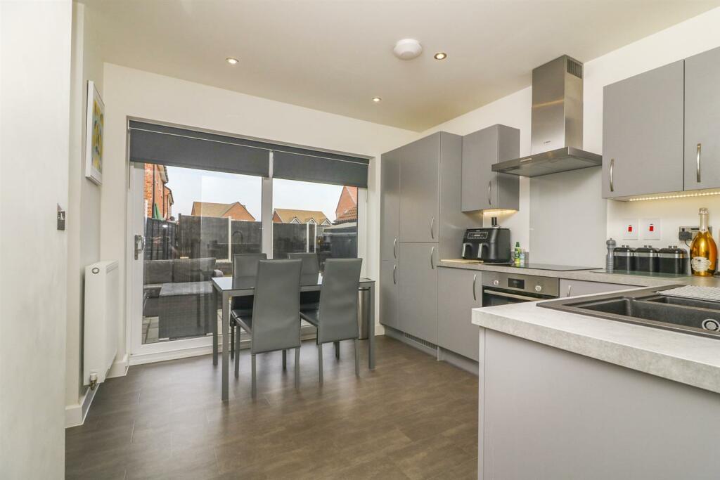 Additional image 6 of Orchard Way, Boreham