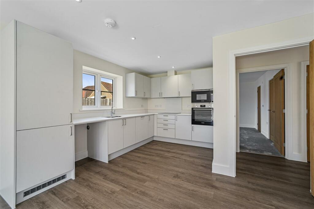 Additional image 6 of Luxury Bungalow Weavers Close, Brightlingsea