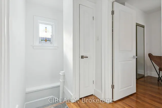 Additional image 18 of 17 Wendover Rd