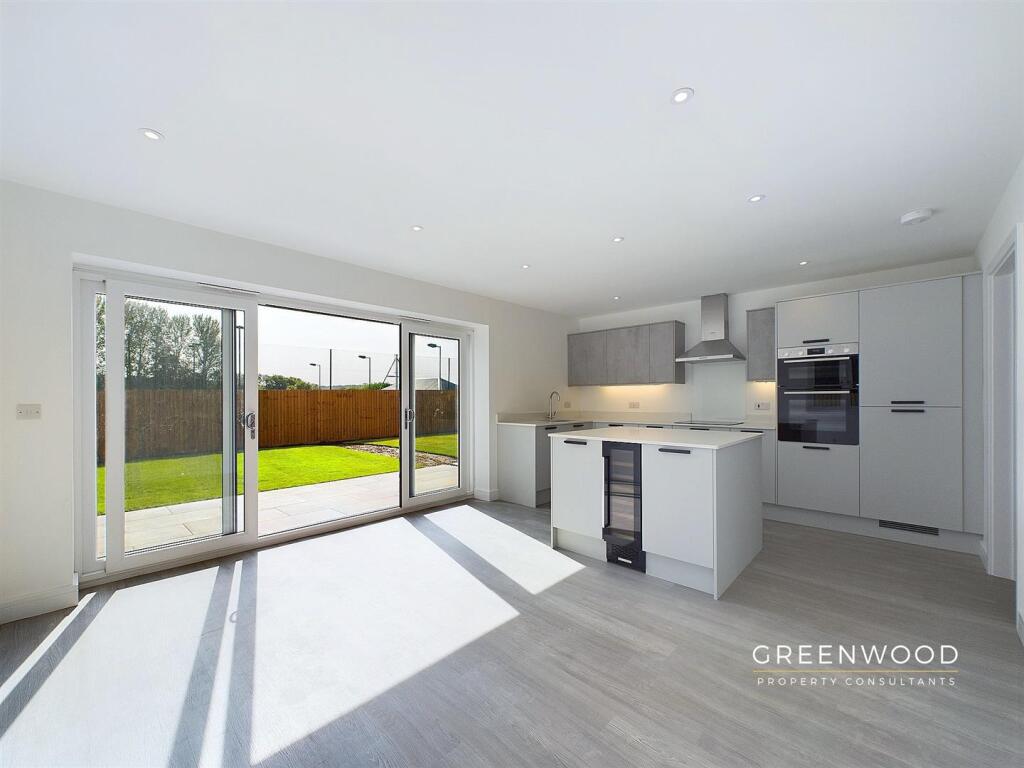 Additional image 2 of Roman Close, Braintree Road, Gosfield, Essex