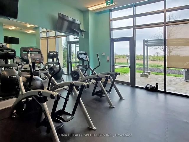 Additional image 18 of 55 Yorkland Blvd Unit 102