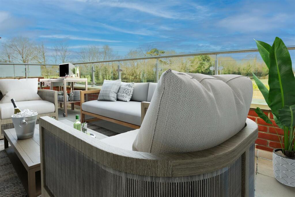 Additional image 4 of Shenfield Road, Shenfield, Brentwood