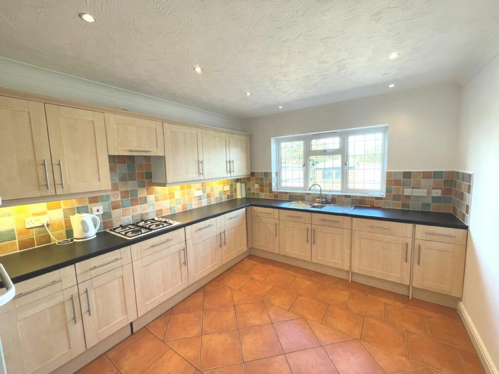 Additional image 5 of WALTON ROAD, FRINTON-ON-SEA