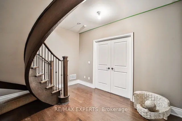 Additional image 19 of 28 Pendergast Crt