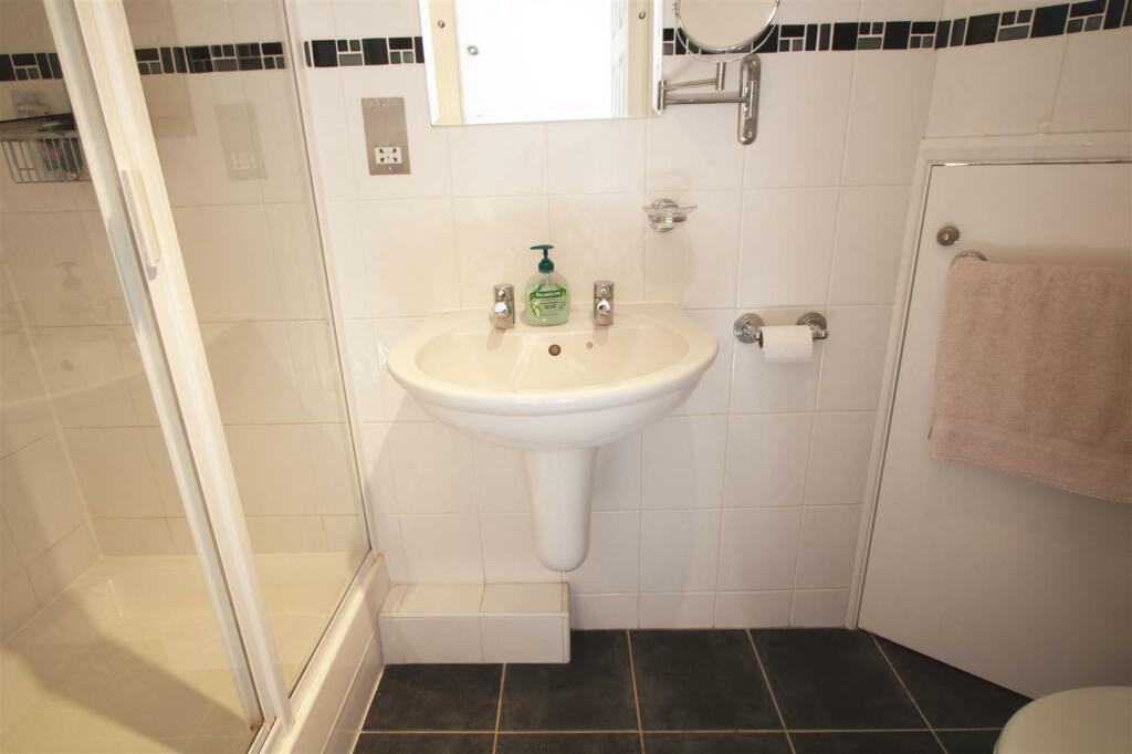Additional image 15 of Kennel Lane, Billericay