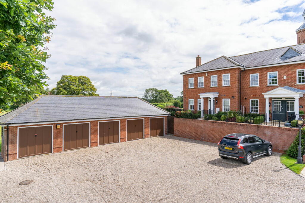 Additional image 23 of Broad Mead, South Hanningfield, Chelmsford, CM3 8GX